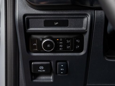 Used 2026 Ford F150 Lariat AWD/4WD image 22