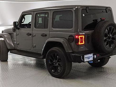 Used 2023 Jeep Wrangler Unlimited Sahara w/ Cold Weather Group image 4