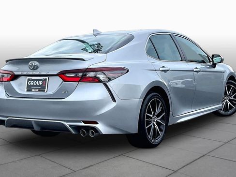 Used 2023 Toyota Camry SE FWD image 13
