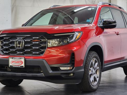 Used 2024 Honda Passport TrailSport image 10