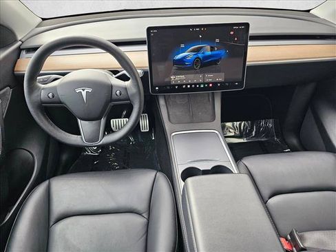 Used 2022 Tesla Model Y Performance AWD/4WD image 19