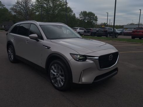 New 2026 MAZDA CX-90 Plug-In Hybrid w/ Preferred AWD/4WD image 2