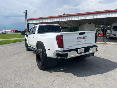 Used 2025 GMC Sierra 3500 SLE w/ Preferred Package AWD/4WD image 6