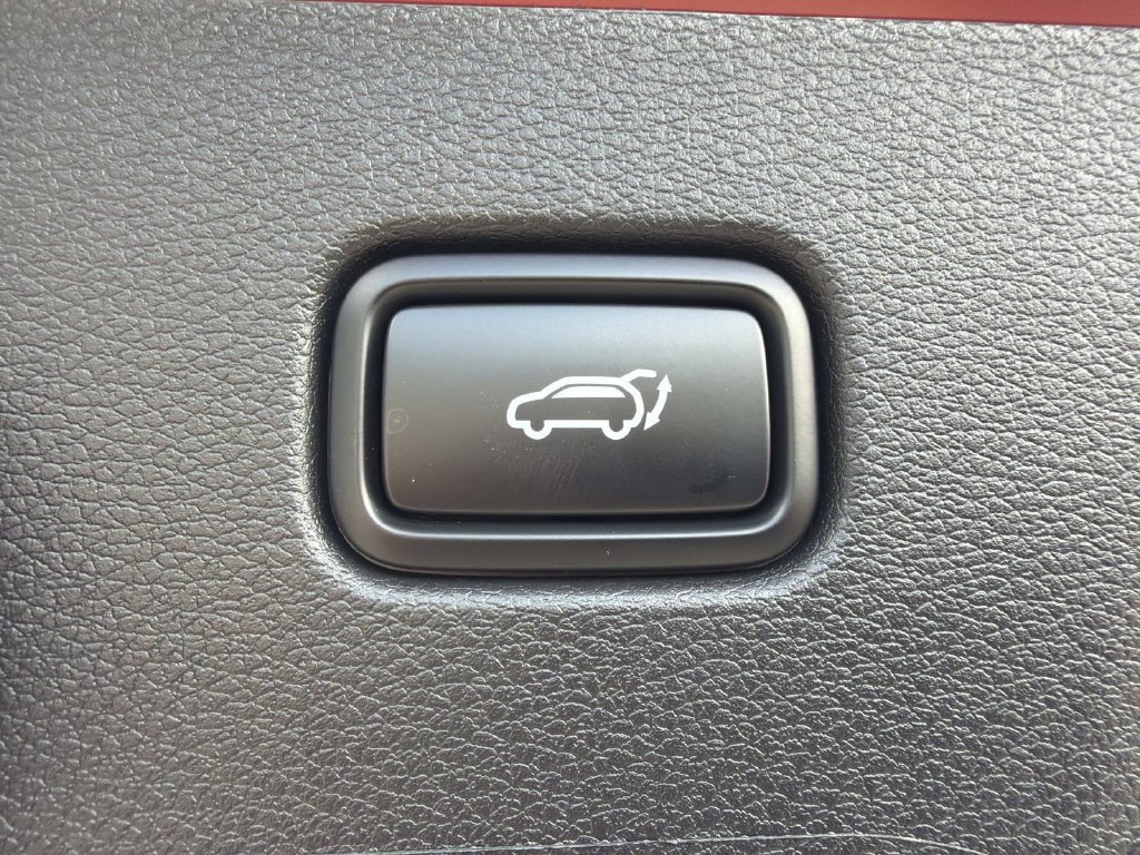 Used 2026 Kia Sportage SX FWD image 13