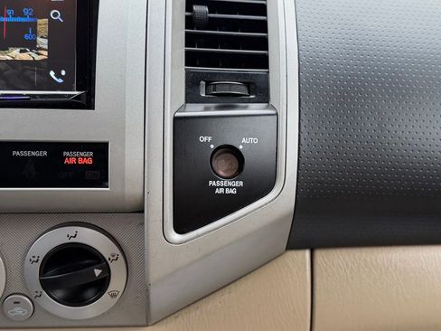 Used 2009 Toyota Tacoma 4x4 Access Cab V6 image 13