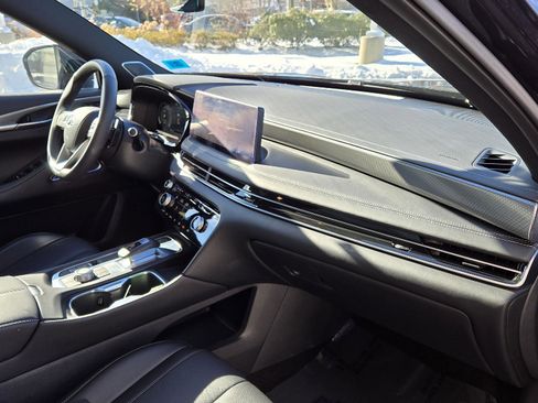 Certified 2025 INFINITI QX60 Luxe w/ Black Edition image 16