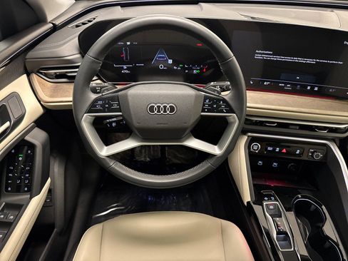 Certified 2025 Audi Q5 Premium w/ Convenience Package image 14