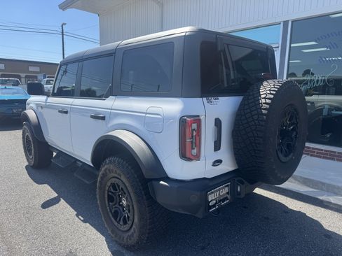 Used 2024 Ford Bronco Wildtrak AWD/4WD image 2