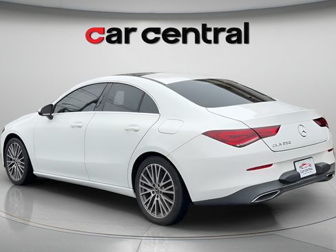 Used 2020 Mercedes-Benz CLA 250 image 3