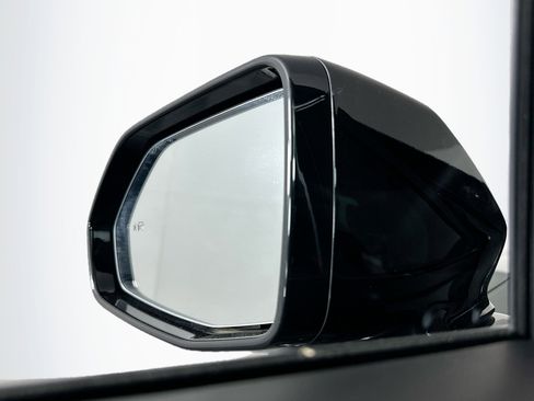 Used 2024 Chevrolet Blazer LT w/ Convenience Package image 16