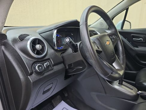 Used 2015 Chevrolet Trax LTZ w/ LPO, Protection Package AWD/4WD image 17