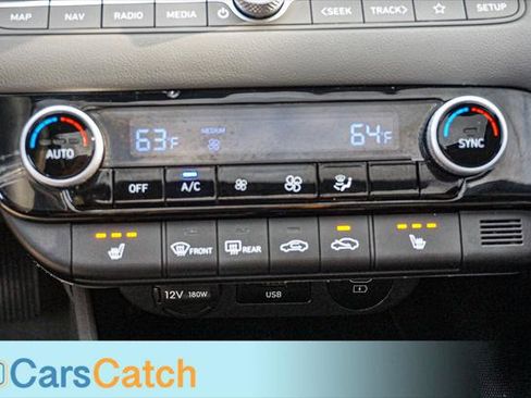 Used 2024 Hyundai Elantra SEL w/ Convenience Package image 40