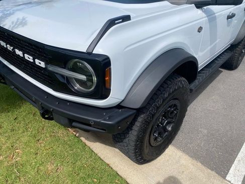 Used 2024 Ford Bronco Wildtrak AWD/4WD image 2