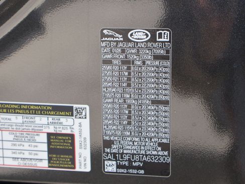 New 2026 Land Rover Range Rover Sport Dynamic SE AWD/4WD image 19