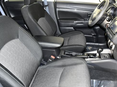 Used 2025 Mitsubishi Outlander Sport ES AWD/4WD image 40