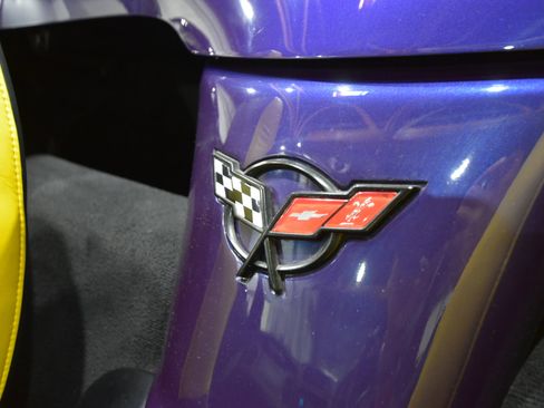 Used 1998 Chevrolet Corvette Convertible w/ Memory Pkg image 41