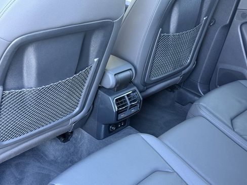 Used 2021 Audi Q3 2.0T Premium Plus w/ Premium Plus Package image 27