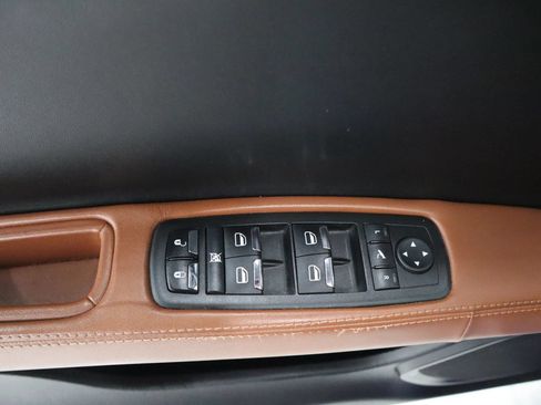 Used 2015 Maserati Ghibli S Q4 AWD/4WD image 16