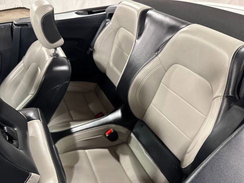 Used 2024 Ford Mustang Premium RWD image 5