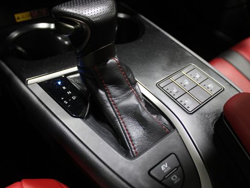 Used 2024 Lexus UX 250h F Sport image 21