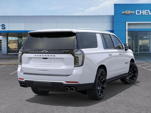 New 2026 Chevrolet Suburban High Country image 4