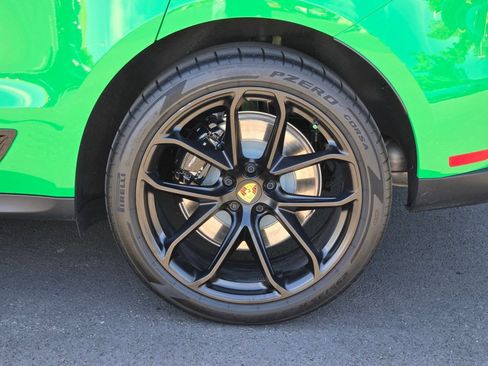 Certified 2026 Porsche Macan GTS AWD/4WD image 12