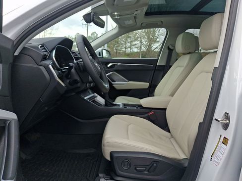 Used 2025 Audi Q3 2.0T Premium Plus w/ Premium Plus Package image 13