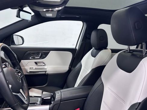 Used 2021 Mercedes-Benz GLA 250 4MATIC image 12