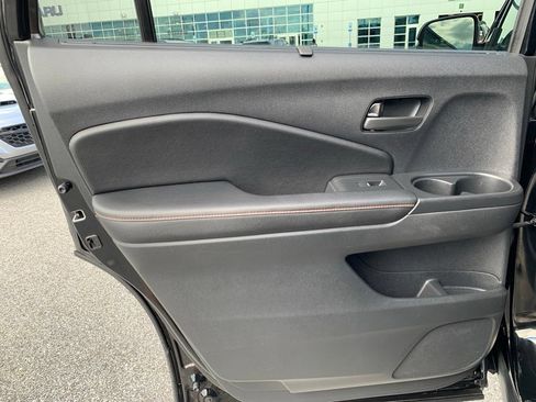 Used 2025 Honda Passport TrailSport image 19