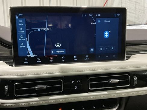 Used 2021 Lincoln Nautilus Black Label w/ Class II Trailer Tow Package image 17