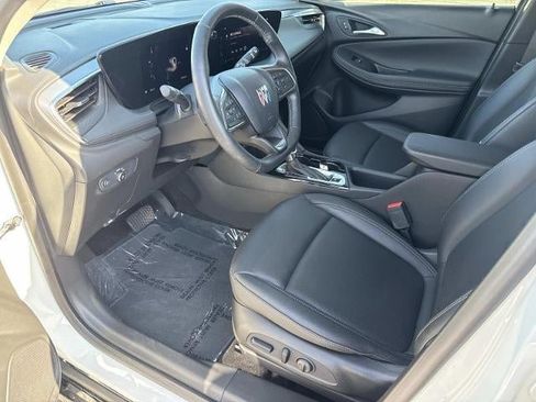 Used 2024 Buick Encore GX Sport Touring w/ Comfort Package FWD image 13