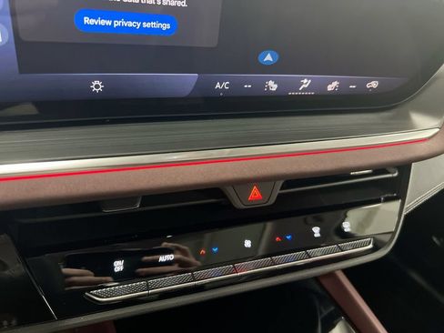 New 2026 Buick Envision Sport Touring AWD/4WD image 17