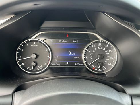 Used 2022 Nissan Murano SV w/ SV Midnight Edition Package FWD image 11