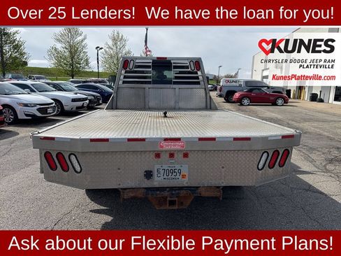 Used 2015 RAM 3500 Tradesman w/ Chrome Appearance Group AWD/4WD image 4