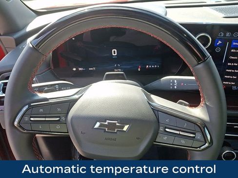 Used 2024 Chevrolet Traverse RS w/ LPO, Floor Liner Package AWD/4WD image 4