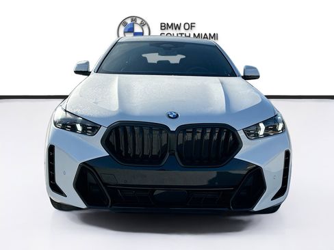 New 2026 BMW X6 xDrive40i w/ Executive Package image 2
