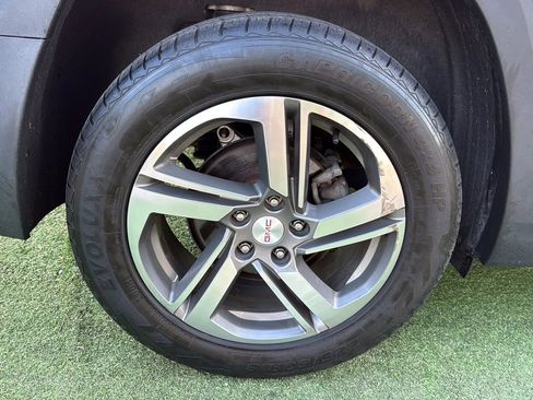 Used 2019 GMC Terrain SLT w/ Preferred Package AWD/4WD image 46