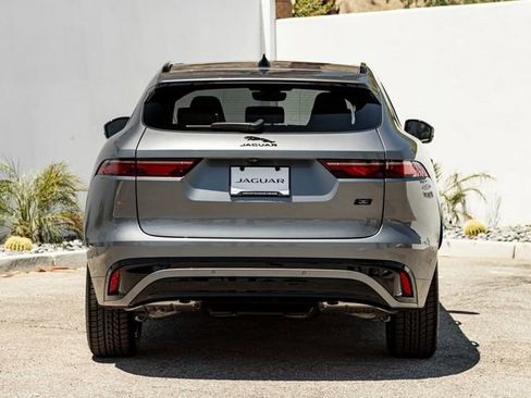 New 2026 Jaguar F-PACE R-Dynamic S image 8