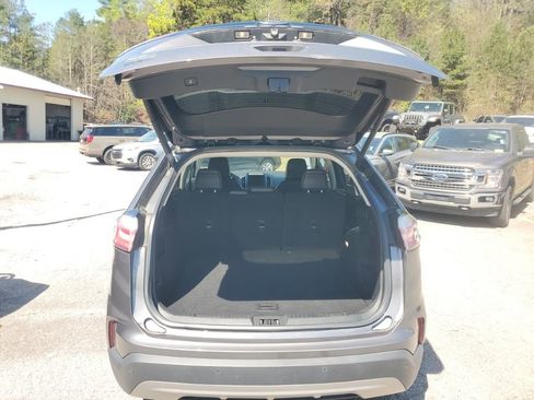 Used 2021 Ford Edge SEL w/ Convenience Package image 10