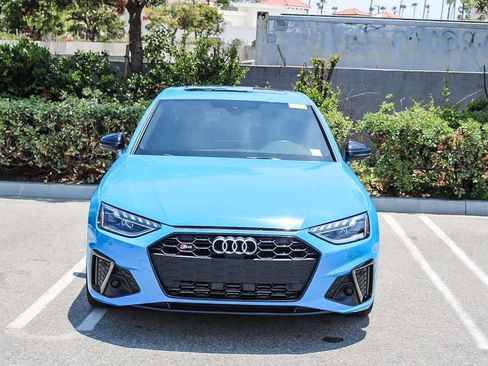 Used 2022 Audi S4 Premium Plus w/ Premium Plus Package AWD/4WD image 2