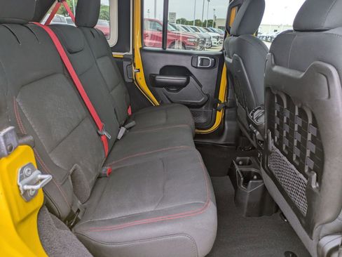 Used 2020 Jeep Wrangler Unlimited Rubicon w/ Quick Order Package 28Y Recon AWD/4WD image 21