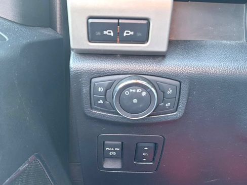 Used 2018 Ford F150 Lariat w/ Equipment Group 501A Mid AWD/4WD image 28