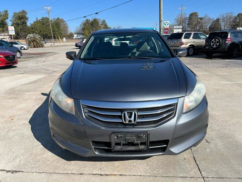 Used 2012 Honda Accord LX image 3