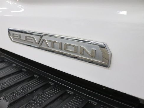 Used 2021 GMC Sierra 1500 Elevation AWD/4WD image 11