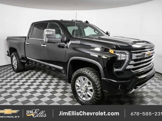 Certified 2025 Chevrolet Silverado 2500 High Country w/ High Country Premium Package AWD/4WD video 1