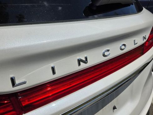 Used 2019 Lincoln MKC Reserve w/ MKC Technology Package FWD image 4