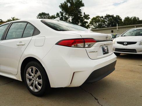 Used 2023 Toyota Corolla LE FWD image 20