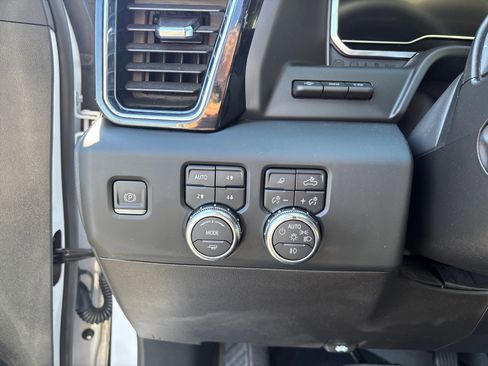 Used 2024 GMC Sierra 1500 Denali w/ Denali Reserve Package image 17