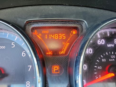 Used 2014 Nissan Versa Note S Plus image 3