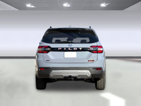 New 2026 Honda Pilot TrailSport image 9